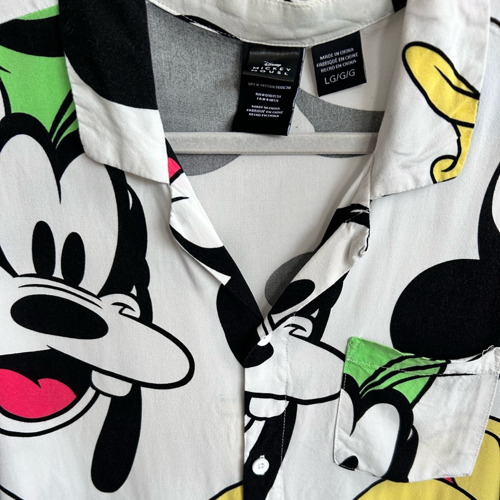 Disney Mickey Mouse and friends vintage camp shirt size Large - Picture 2 of 8
